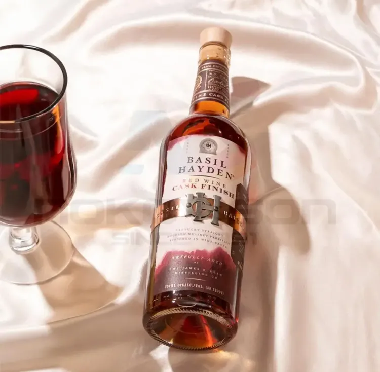 бърбън Basil Hayden's Red Wine Cask Finish 700 ml