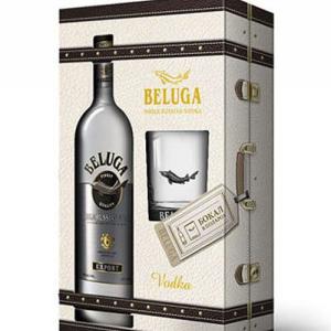водка Белуга Нобъл 700 мл с чаша /Beluga Noble/
