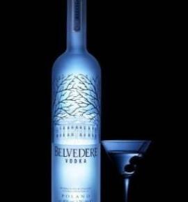 водка Belvedere Pure светеща бутилка