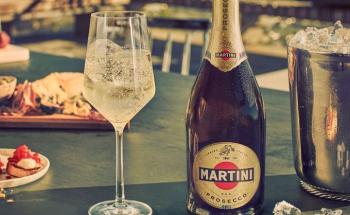 Мартини - топ цени - Онлайн магазин за алкохол Ноков и Син